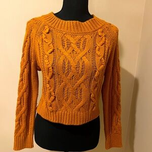 Harper Heritage Harper chunky cable knit crew crop sweater in Honey, size Small